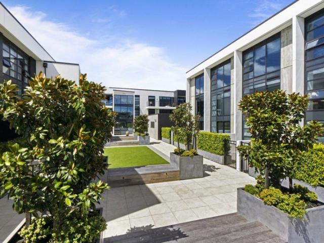 kingsland, 2 bedrooms