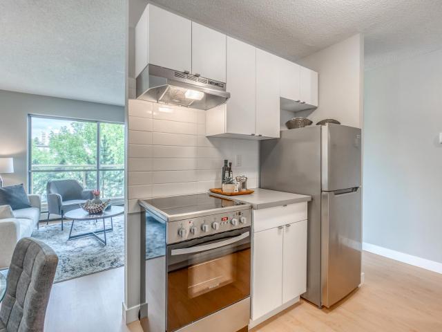 Kingsland Gardens 2 Bedroom, 1 Bathroom Apartment for Rent