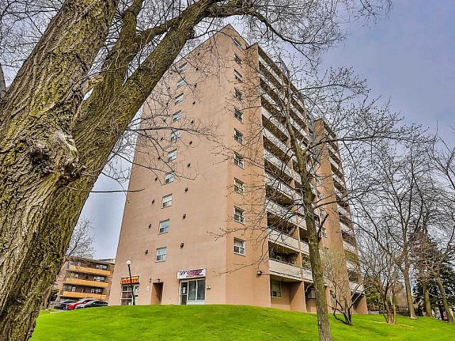 Kingston Rd And Lawrence Ave 2 Bdrm 1 Bth | Make An Appt