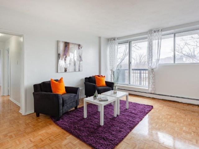 Kingsview Apartments 2 Bedroom Apartment for Rent at 1725 Frobisher Lane, Ottawa, ON K1G 0E6 Riverview