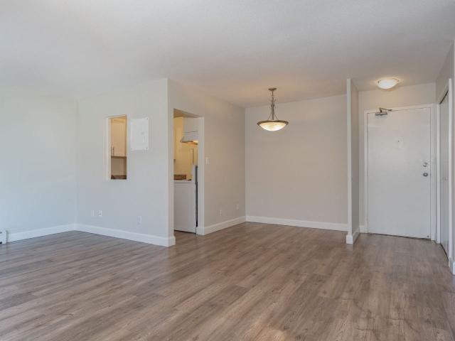 Kingsway & Queensway Apartments 2 Bedroom Apartment for Rent at 225 Capel St, Sarnia, ON N7T 6T6 Central City