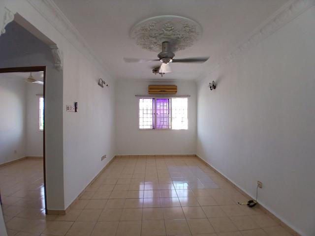 Kinrara Putri Apartment Puchong Selangor
