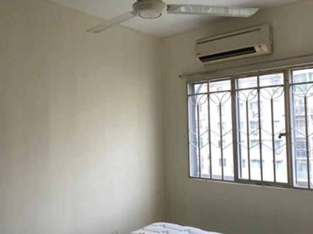 Kinrara Ria Bandar Kinrara Seksyen 1 Puchong 3 rooms FOR SALE