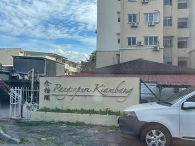 Kiambang apartment in seri kembangan for sale