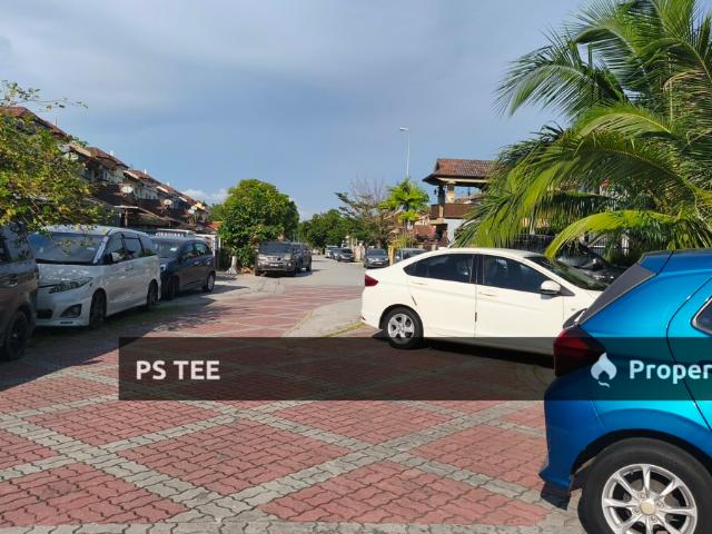 Kiara Bandar Botanic Klang 2 Storey Terrance House For Sale