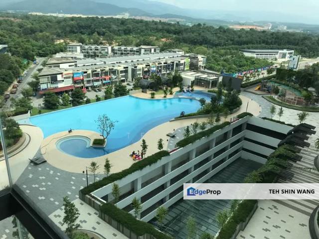 Kiara Plaza