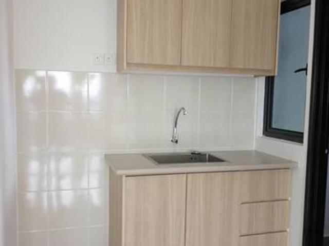Kiara Plaza 3 Rooms 2 Bathroom For Sale KajangMRT
