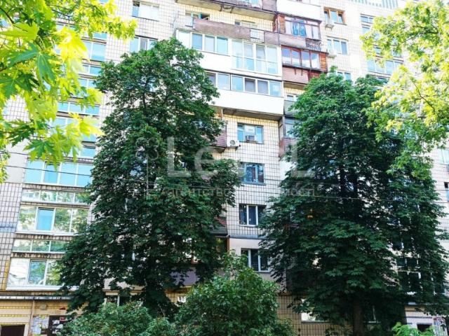 Киев, Ентузіастів 15, продажа трёхкомнатной квартиры, район Дніпровський