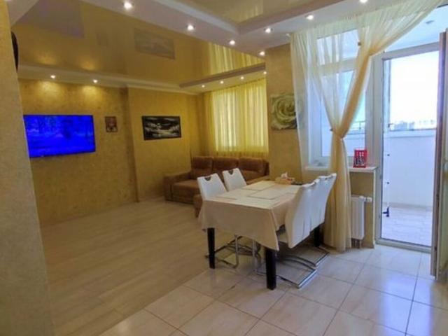 Киев, Ревуцького, 7В, продажа трёхкомнатной квартиры, район Дарницкий
