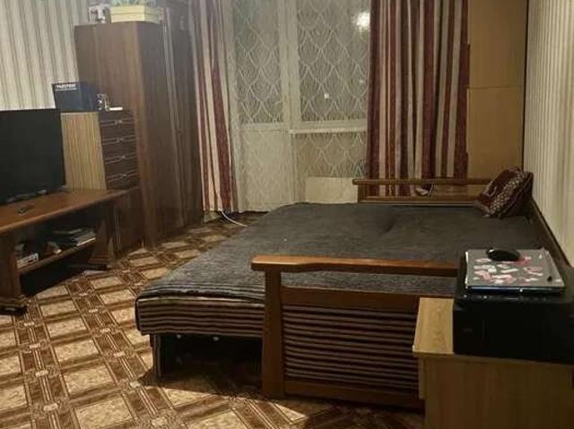 Киевская, Киев, проспект Бажана Николая, д.5