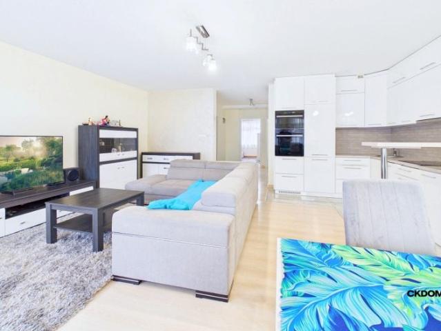 Kielecka 77,50 m², Domaszowice