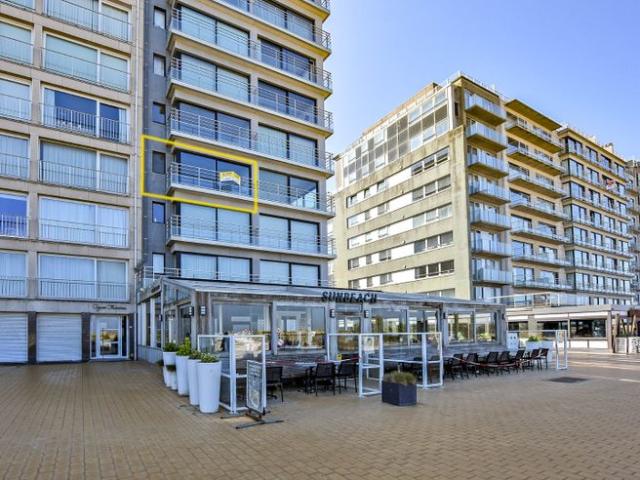 Frontaal zeezicht: 2 slaapkamerappartement 92 m² te Nieuw