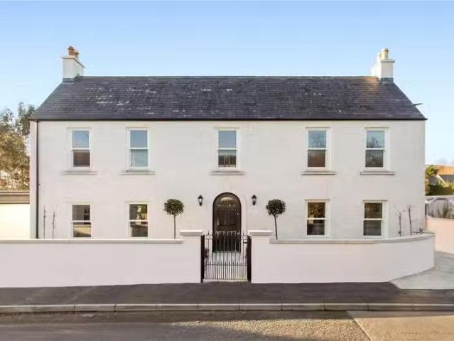 Killincarrig House, Killincarrig Village, Greystones, Co. Wick.