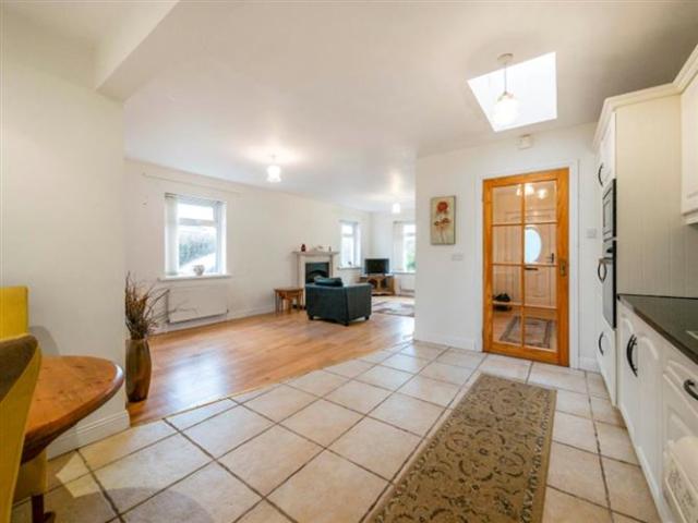 Killincooley, Kilmuckridge, Wexford DNG Pierce Properties Auctioneers & Letting Agents 4839 MyHome. Ie Residential