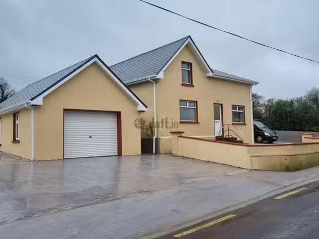 Kilmichael, Macroom, Co. Cork, Kilmichael, Co. Cork is for rent