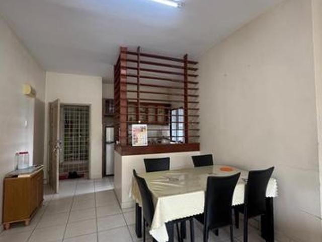 Kipark Selayang Freehold 1139sf 4R2B1C Nice Partial Reno Furnished