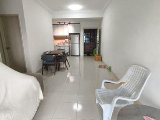Kipark Tampoi JB Town 3 Bed 2 Bath 90 Furniture For Rent
