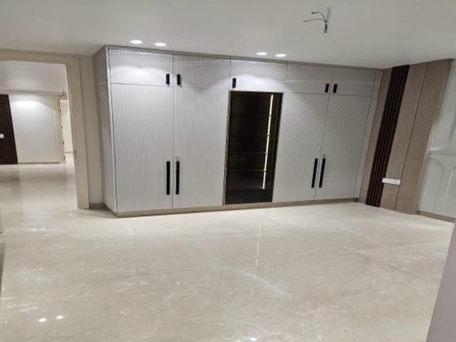 Kirti Nagar Housing 3 Bedroom 2000 Sq. Ft. Builder Floor in Kirti Nagar Delhi Listing ID: #9923