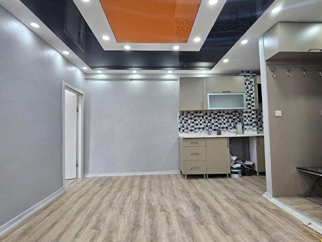 KIRAÇ ATATÜRK MAH'DE DÜZ GİRİŞ 1+1 85 M DEKORLU PARK CEPHELİ