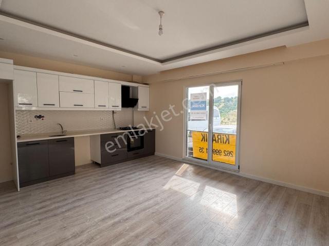 Kiralık Alikahya Atatürk Mah. 2+1 Giriş Kat