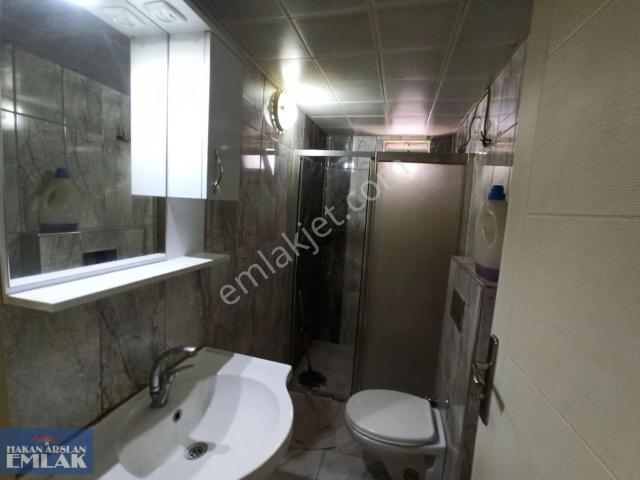 Kiralık Barış Mahallesi Güney Cephe Giriş Daire