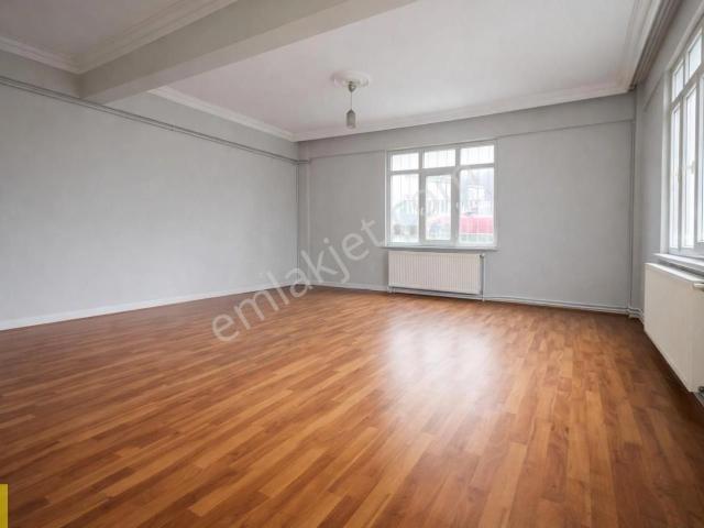 Kiralık Daire Bekara Uygun Pendik Esenyalı Mahallesi