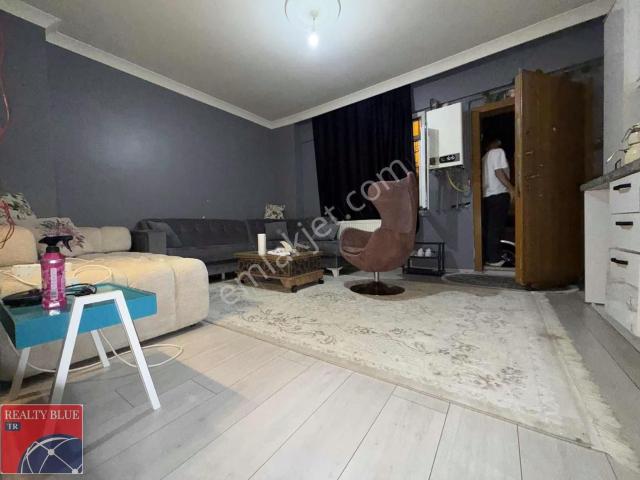 Kiralık Daire 2+1 full Eşyalı Metro Yanı Bahçeli Müstakil