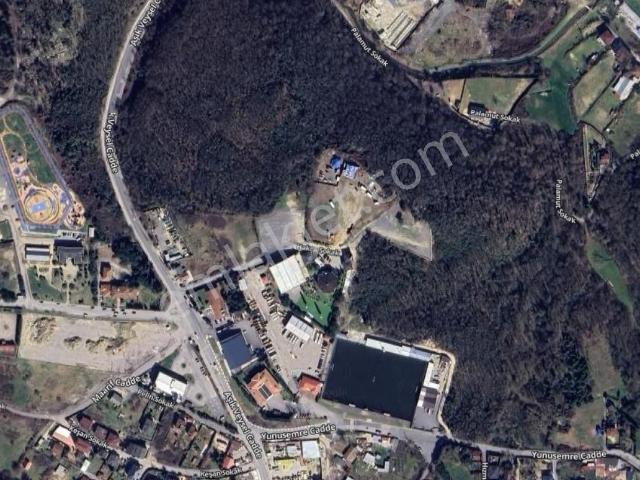 Kiralık Depo 4000m2 Arsa İçinde Elektrik Var Etrafı Çevrili