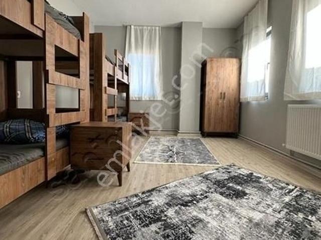 Kiralık Eşyalı Erkek Apart Oda