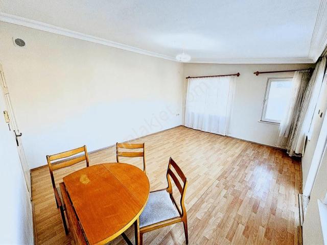 Kiralık Geniş 1+1 Daire