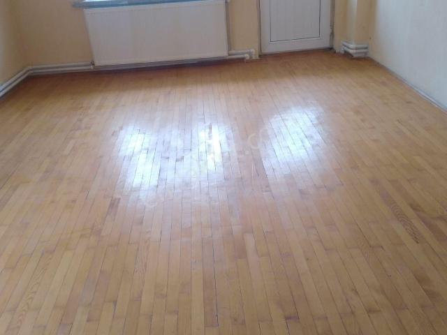 Kiralık İnönü Mahallesi'nde Pazar Pazarına Okullara Yakın Camiye Yakın Kiralık Daire 3+1 Kombili