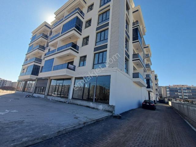 Kiralık İşyeri Kantar Kavşağı Şeyhşamil Mah Yıldız Yapı Diyarbakır