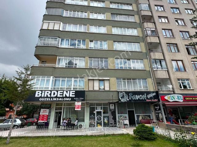 Kiralık İş Yeri Sivas Caddesinde