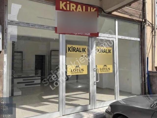 Kiralık İzmit Mehmetalipaşa Mahallesinde 120m2 İşyeri & Depo