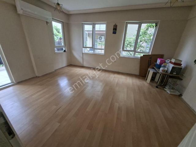 Kiralık Kuzeyyaka Mh 2+1 Daire 1 Kat 90 M2 Yol Cephe