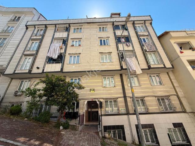 Kiralık Kıraç Hürriyet Mah'de 3+1 Balkonlu Temiz Arakat Daire !