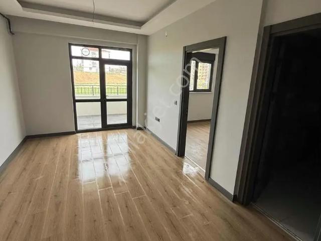 Kiralık Sıfır Eşyasız 1+1 Daire