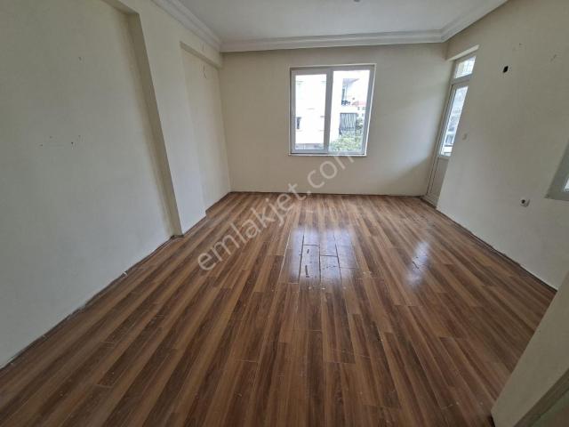Kiralık Temonpaşa Mh 2+1 Daire 1 Kat 90 M2 Cevre Yoluna Yakın