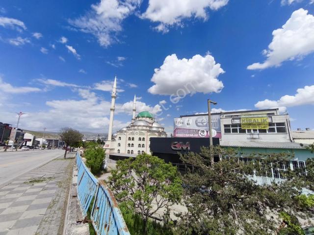 Kiralık Toplam 650 M2 Mgb. Cepheli Edge
