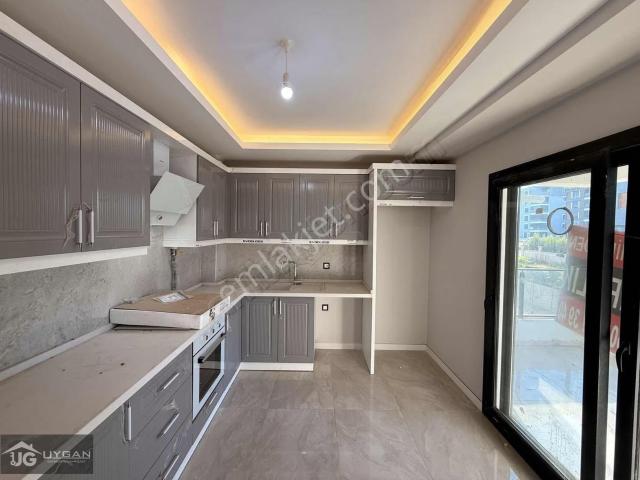 Kiralık Yedieylül Mah. 2+1 90m² Sıfır Lüx Tek Blok Yüksek Giriş