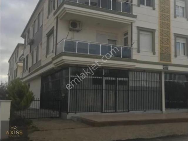 Kiralık 100 M2 Dükkan Altınova