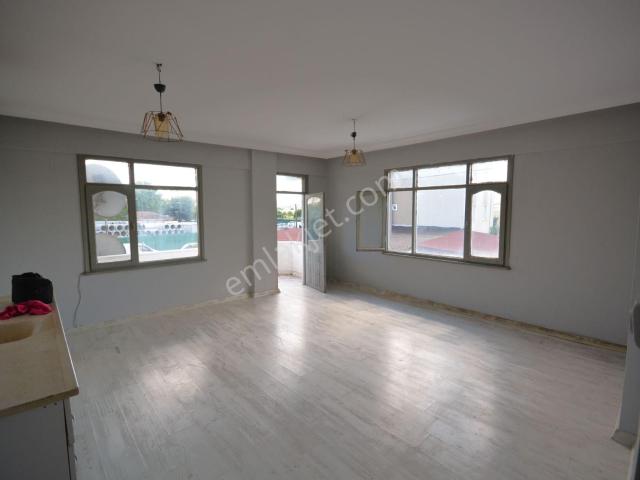 Kiralık 1+1 Bekara Uygun Merkezi Konumda Daire