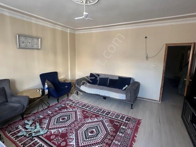 Kiralık 1.kat 2+1 Daire Sadece Yabancı Ailelere Uygundur