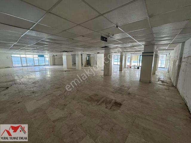 Kiralık 280m2 Dükkan Düzgiriş 60m2 Depo Kurumsal Mağzalara Uygun