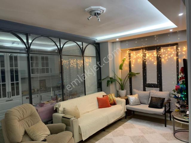 Kiralık 2+1 Büyük Daire Arka Bahçe Kullanım Bodrum Deposu Vardır