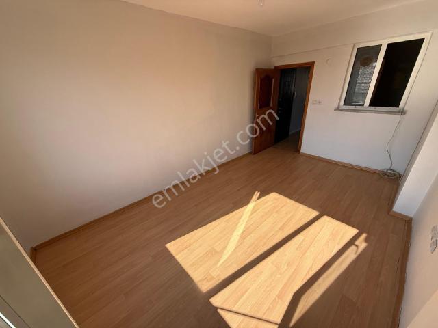 Kiralık 2+1 5.kat Temiz Daire