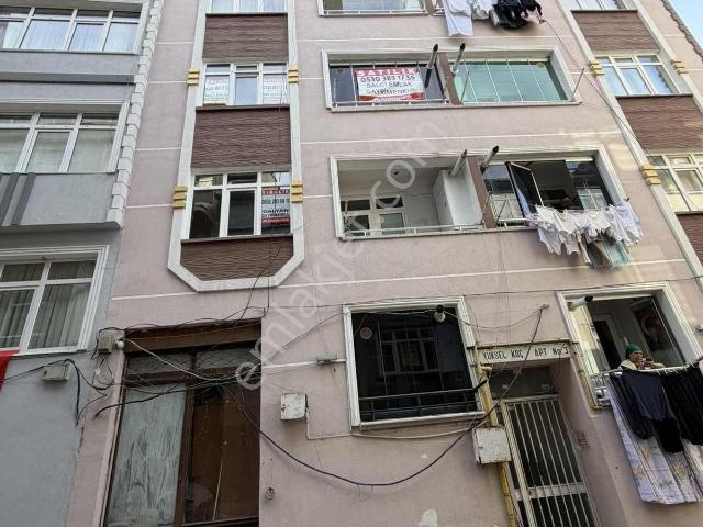 Kiralık 3+1 Daire Rasathane Mahallesi Temiz Boyalı