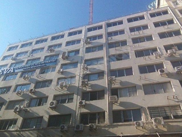 Pasaportta Kiralik Köşe Deniz Manzaralı 480 m2 Büro