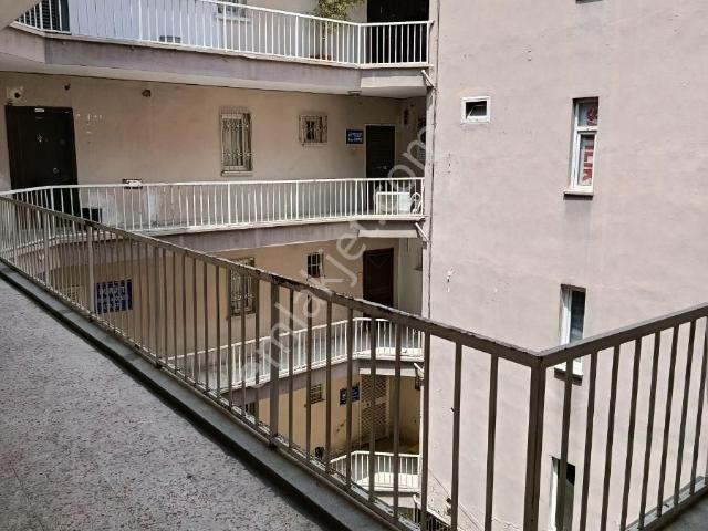 Kiremithane Mahallesi'nde Satılık Uygun Fiyata Ofis/daire