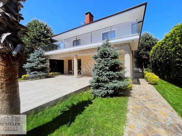 Kırkpınar Hasanpaşa Müstakil Havuzlu 4+1 Müstakil Havuzlu Villa